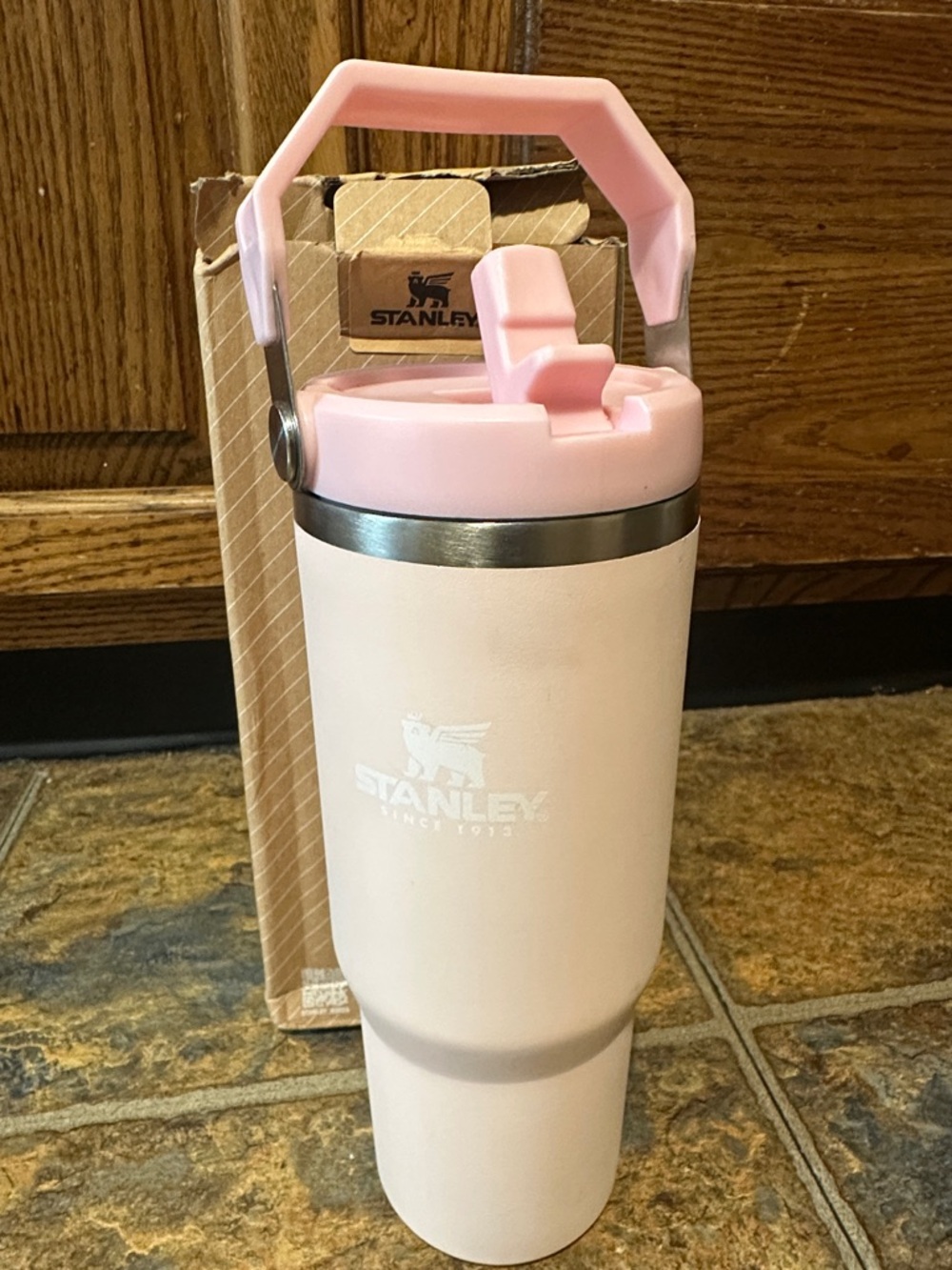 Stanley Light Pink Travel Tumbler with Carry Handle 30 oz